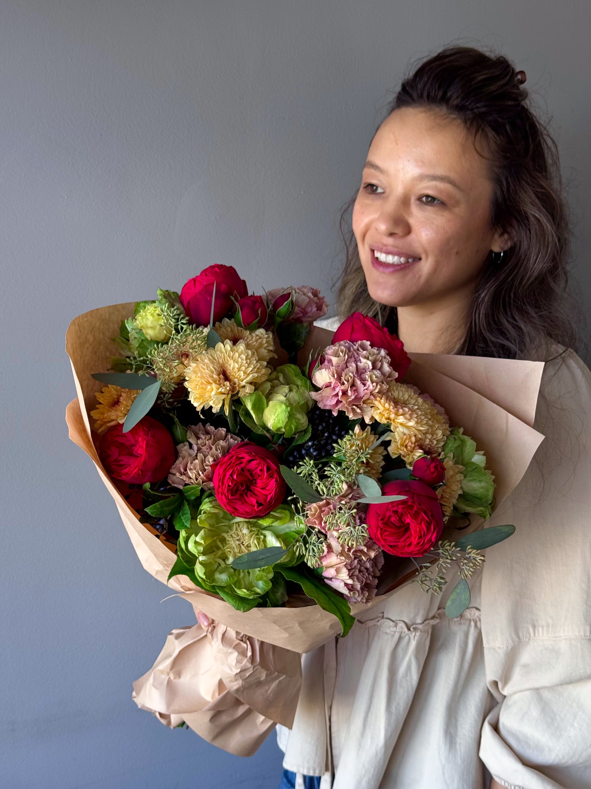 bouquet-red-roses-seasonal-flowers-brooklyn-nyc