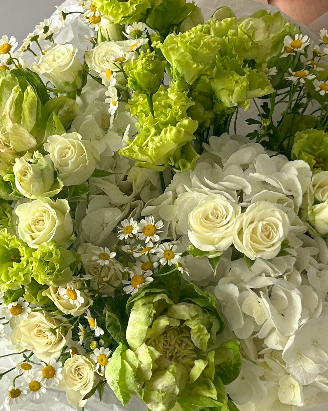 round-bouquet-meadow-designer-mix-white-ivory-green-palette-all-me-flowers-nyc