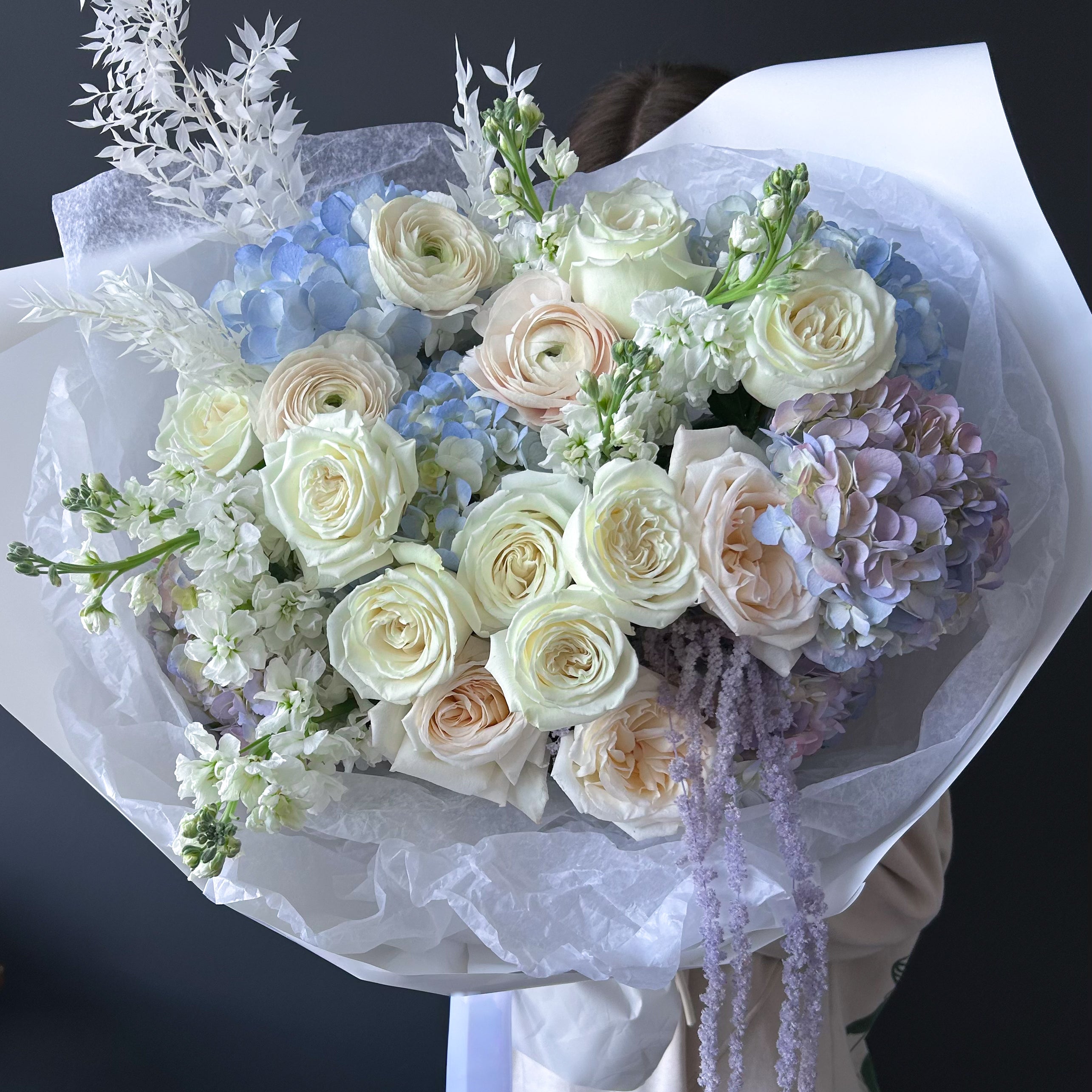 designer-mixes-flow-bouquet-baby-blue-pastel-white-lilac-brooklyn-nyc