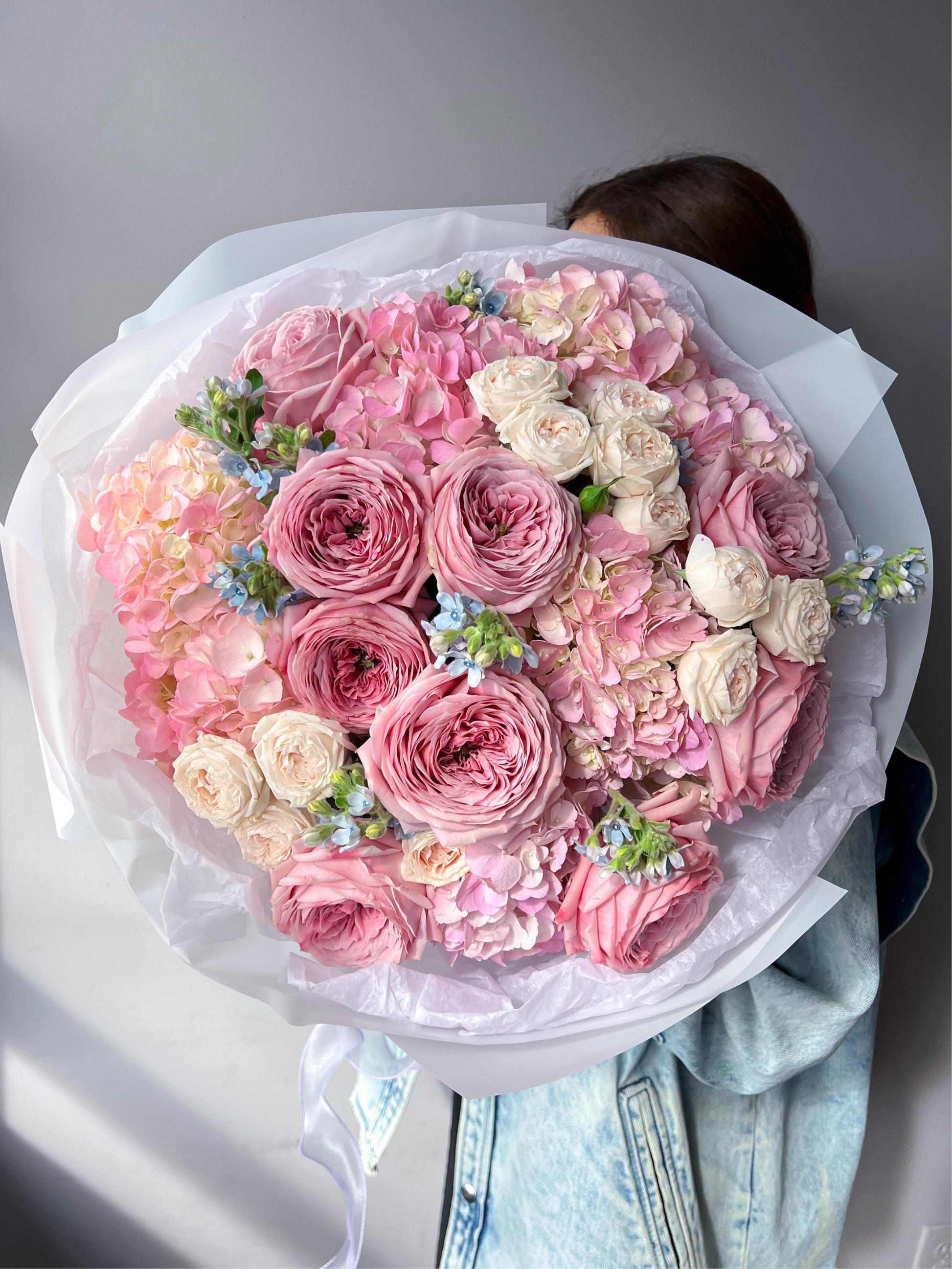 designer-mixes-round-bouquet-cotton-pastel-palette-brooklyn-nyc