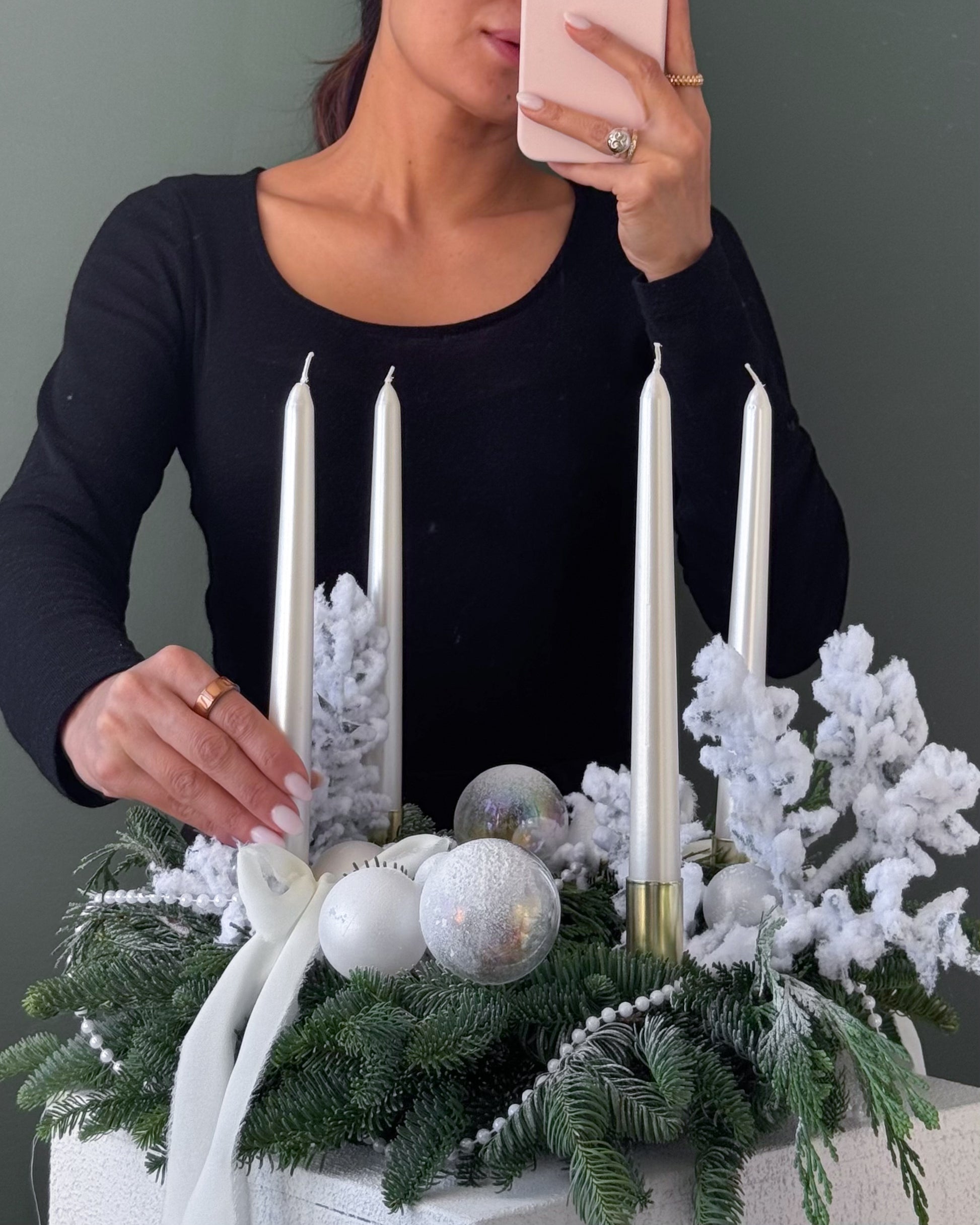 Candle Centerpiece "Snow Queen" - christmas table arrangement with 4 candles