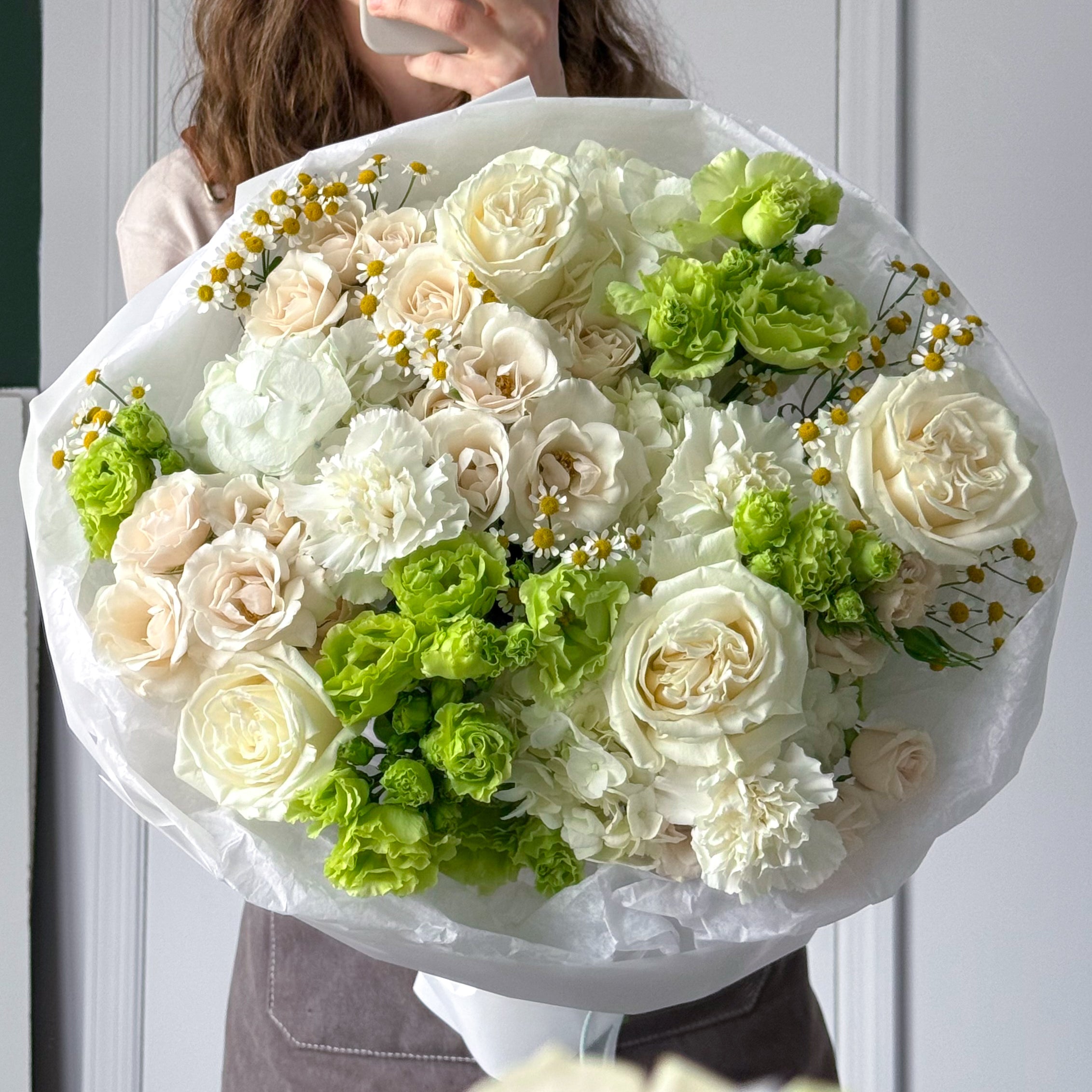 round-bouquet-meadow-designer-mix-white-ivory-green-palette-all-me-flowers-nyc