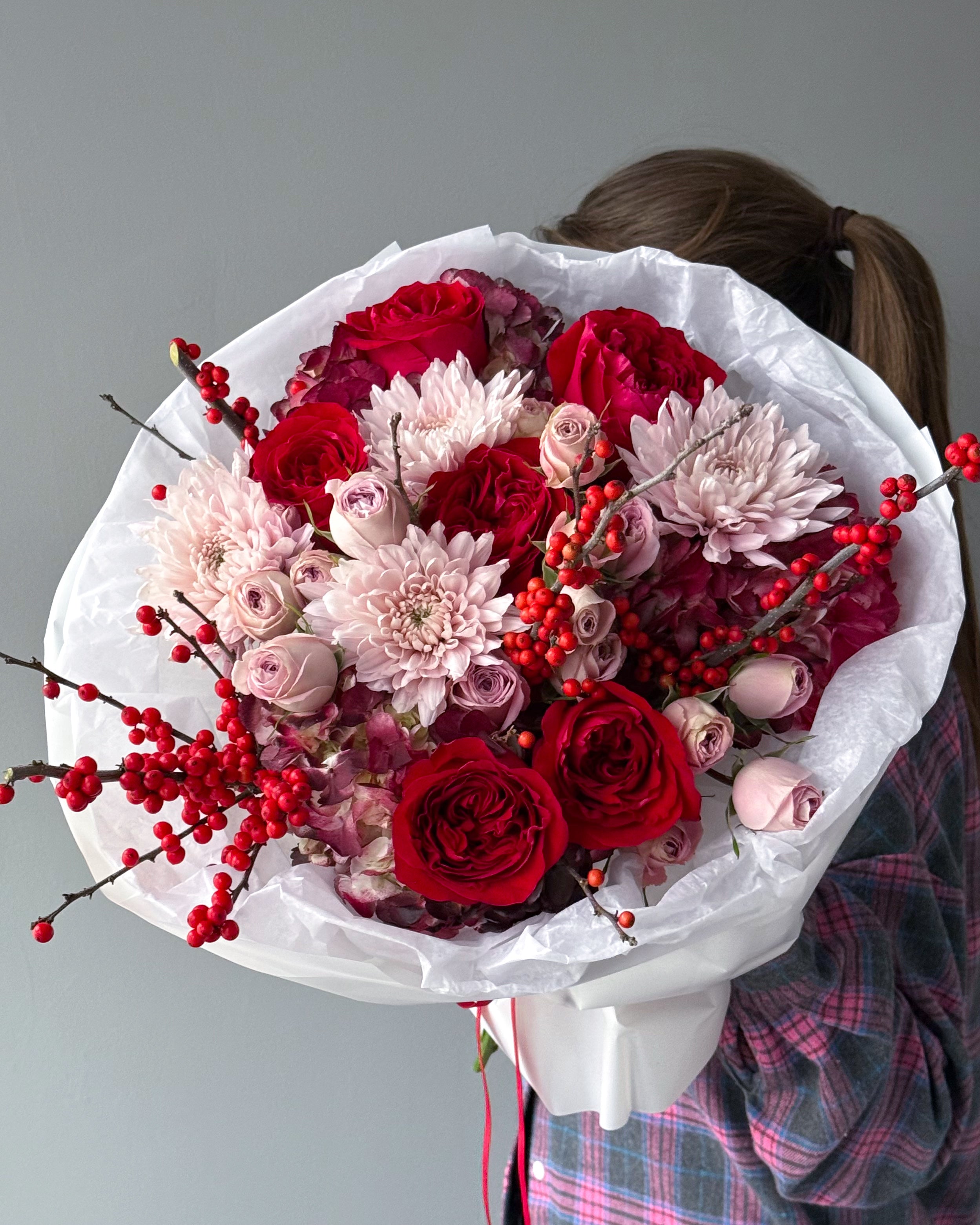 round-bouquet-ruby-red-roses-blush-spray-roses-pink-chrysanthemums-berries-nyc-flower-delivery
