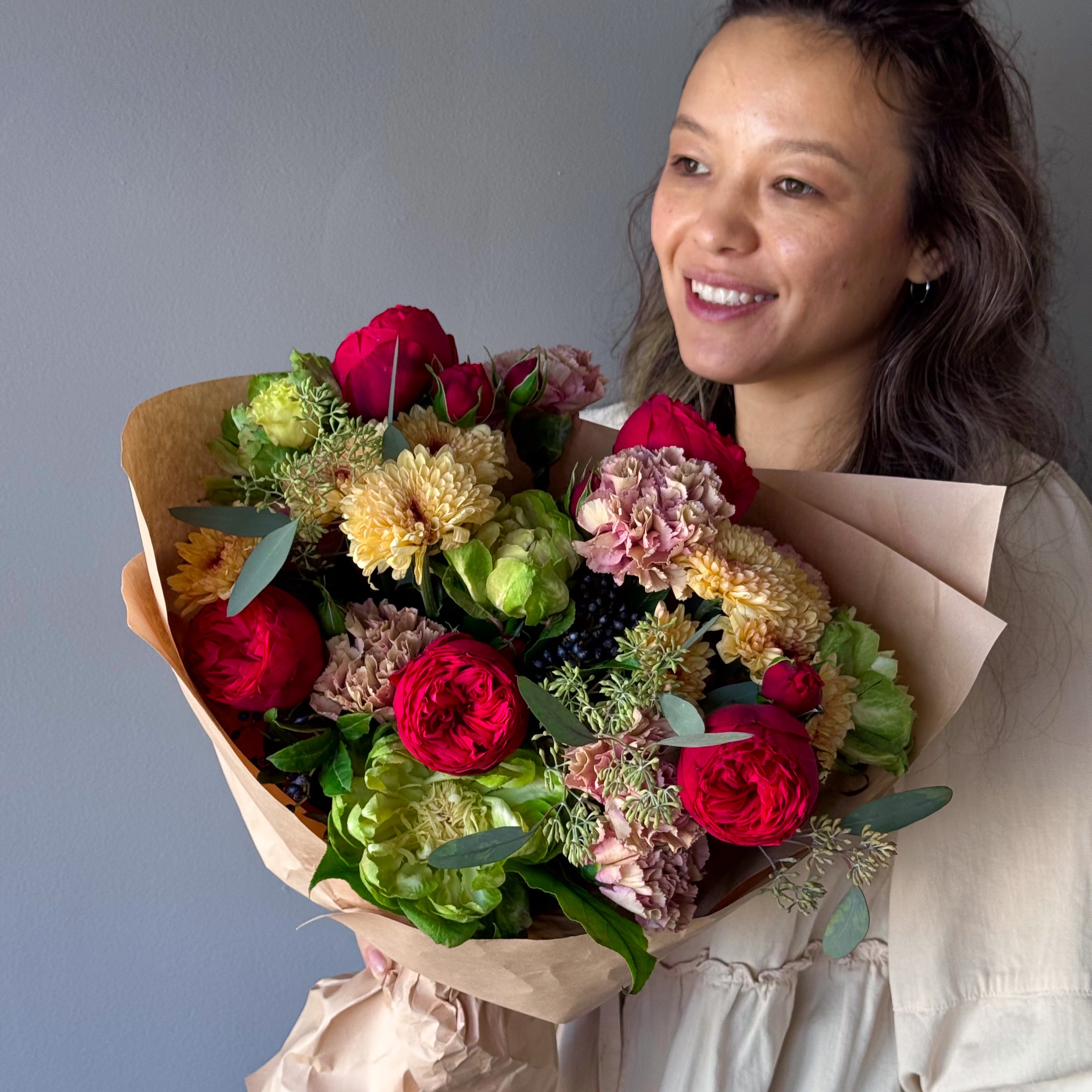 bouquet-red-roses-seasonal-flowers-brooklyn-nyc
