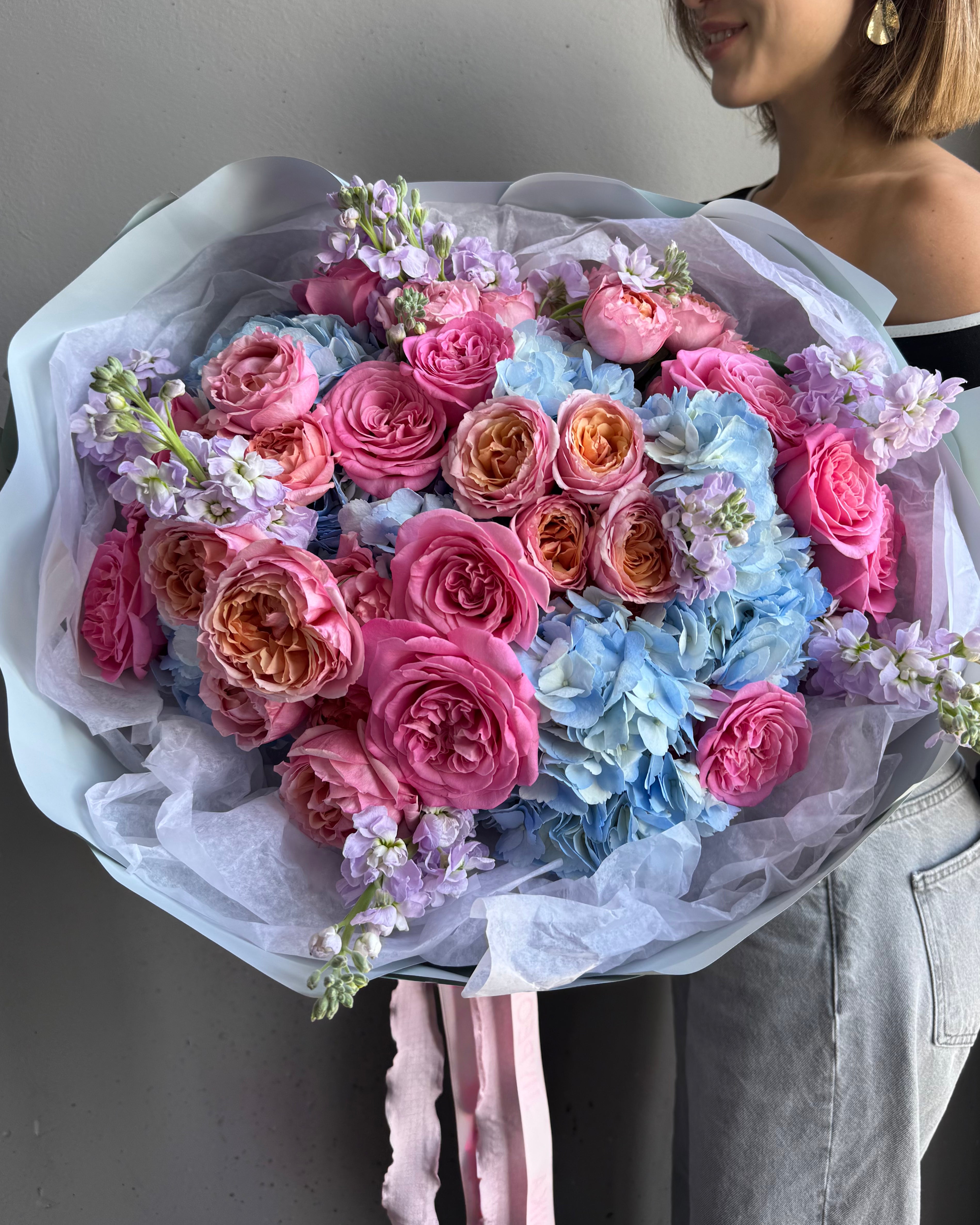 round-bouquet-aurora-designer-mix-fuchsia-coral-blue-flowers-all-me-flowers-brooklyn-nyc