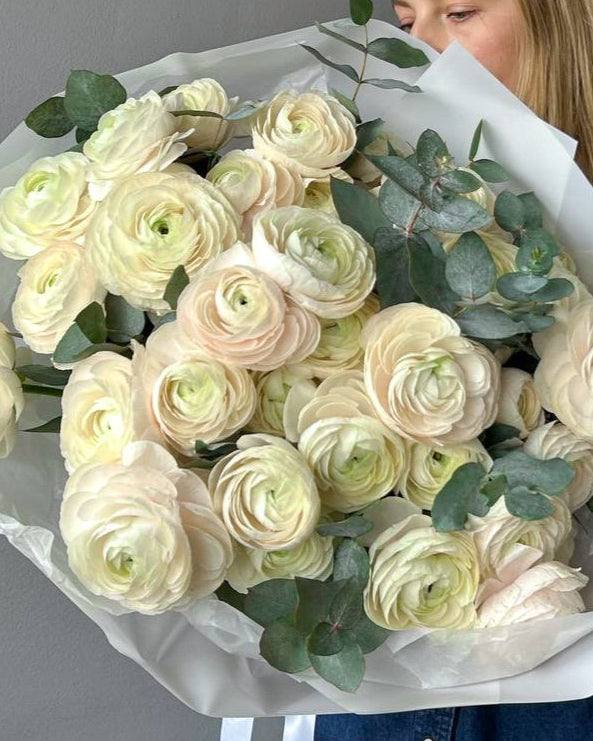 mono-bouquet-white-ranunculuses-with-eucalyptus-all-me-flowers-nyc