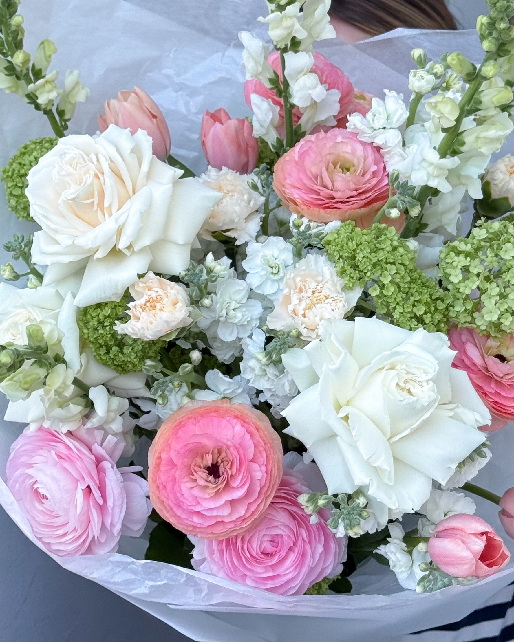 flow-bouquet-eden-designer-mix-white-pink-green-flowers-all-me-flowers-nyc