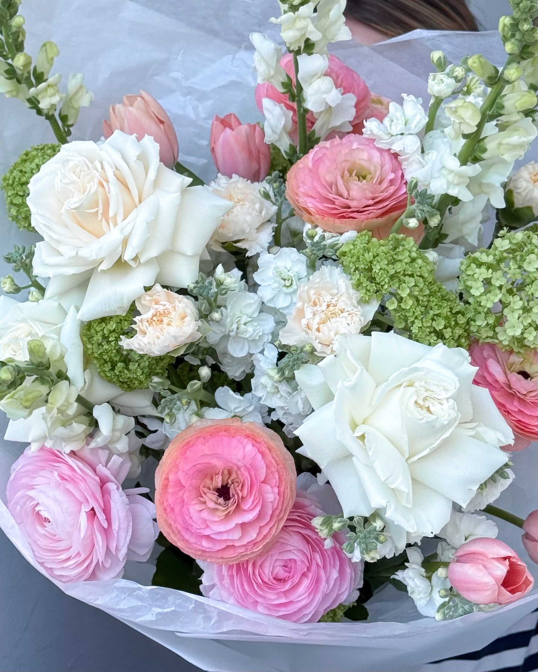flow-bouquet-eden-designer-mix-white-pink-green-flowers-all-me-flowers-nyc