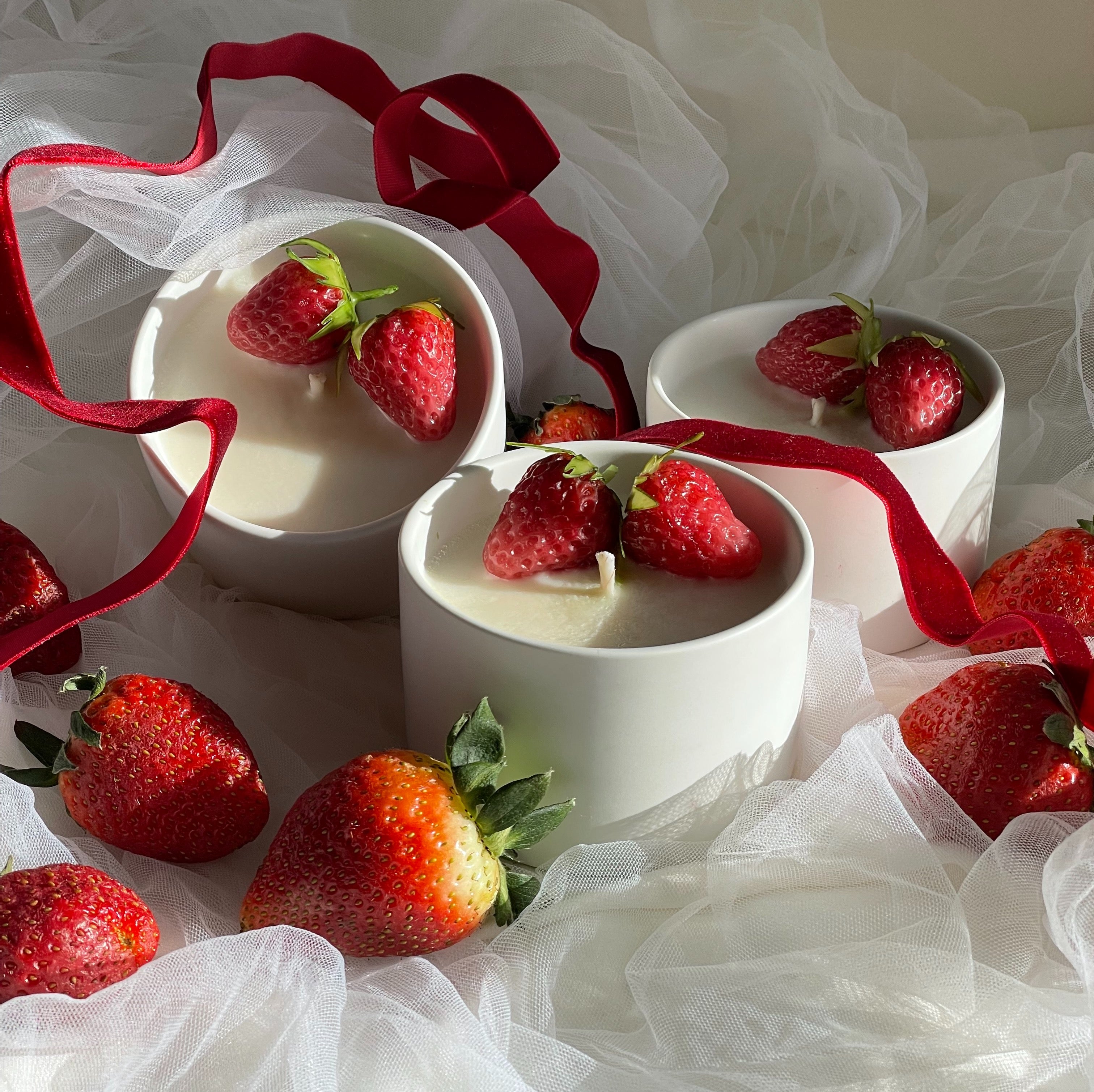 strawberry-delight-soy-candle-dessert-inspired-handpoured-nyc-gift