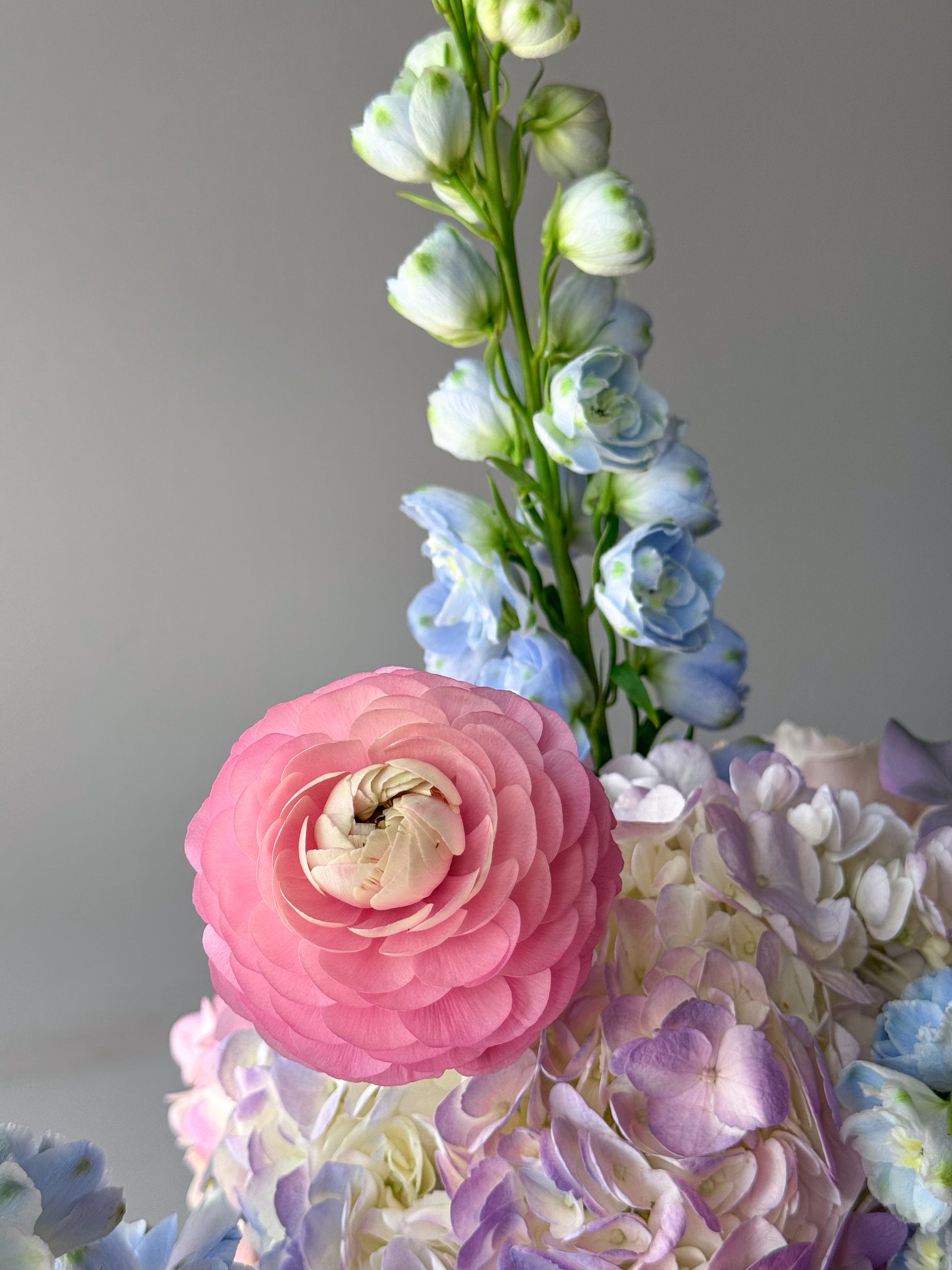basket-cotton-color-palettes-pastel-white-blush-lilac-periwinkle-all-me-flowers-brooklyn-nyc