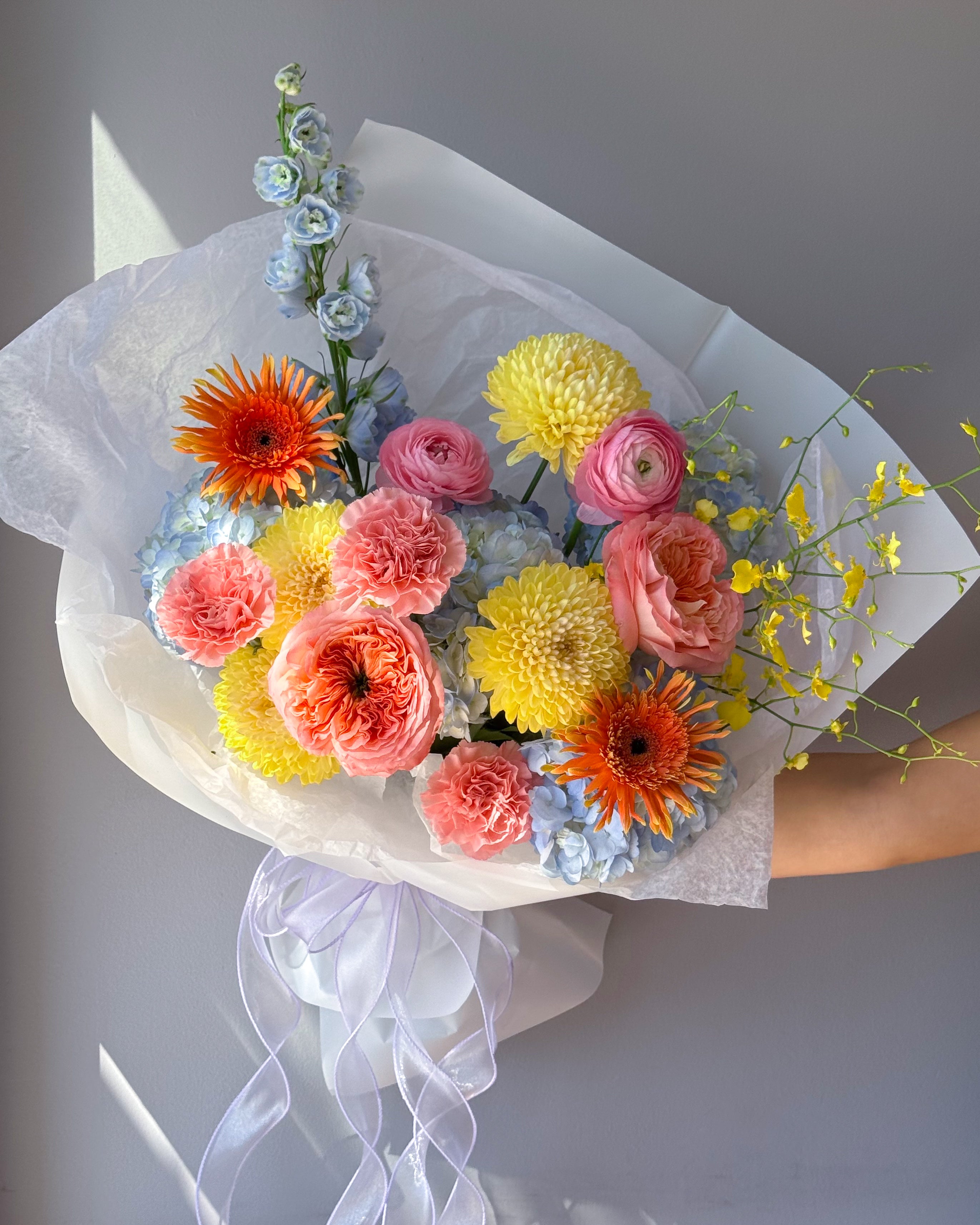 flow-bouquet-festival-garden-roses-yellow-chrysanthemums-orange-accents-all-me-flowers-palette-bouquets-nyc