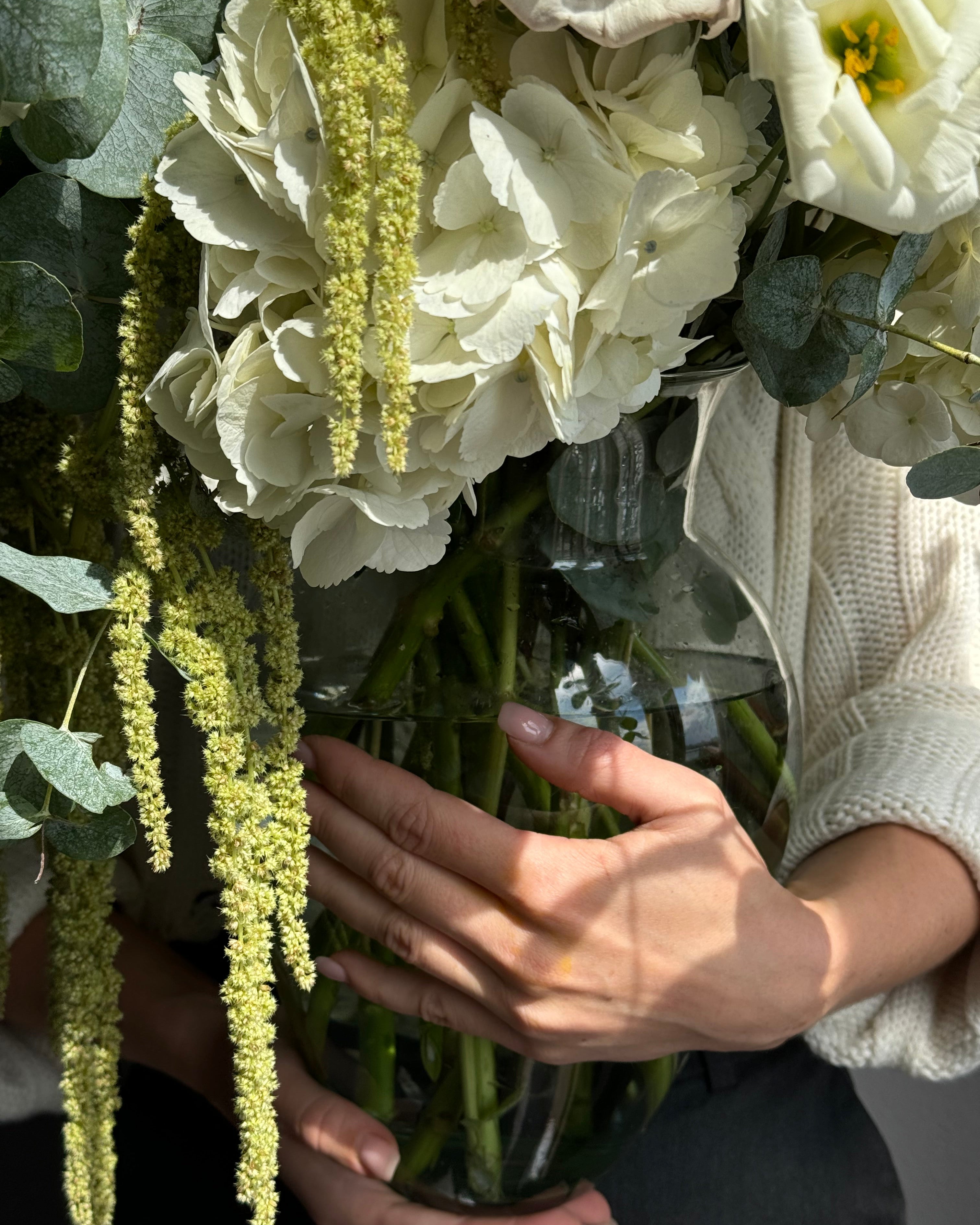 vase-arrangement-cloud-nine-white-roses-hydrangeas-eucalyptus-all-me-flowers-nyc