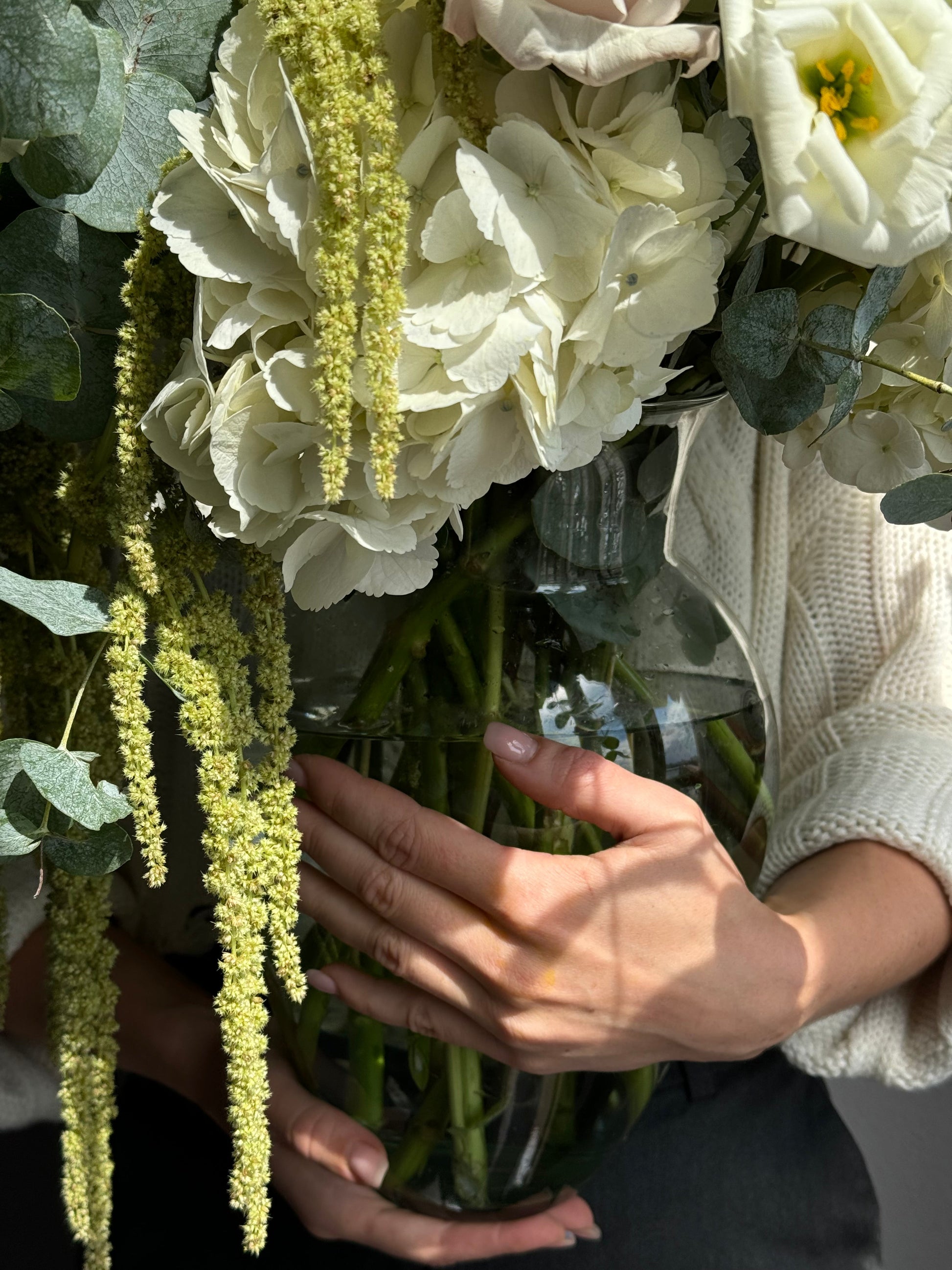 vase-arrangement-cloud-nine-white-roses-hydrangeas-eucalyptus-all-me-flowers-nyc