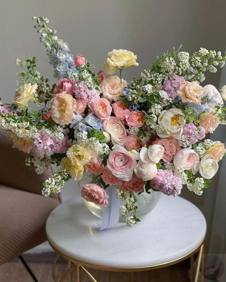 Pastel Flower Subscription - soft & timeless bouquets
