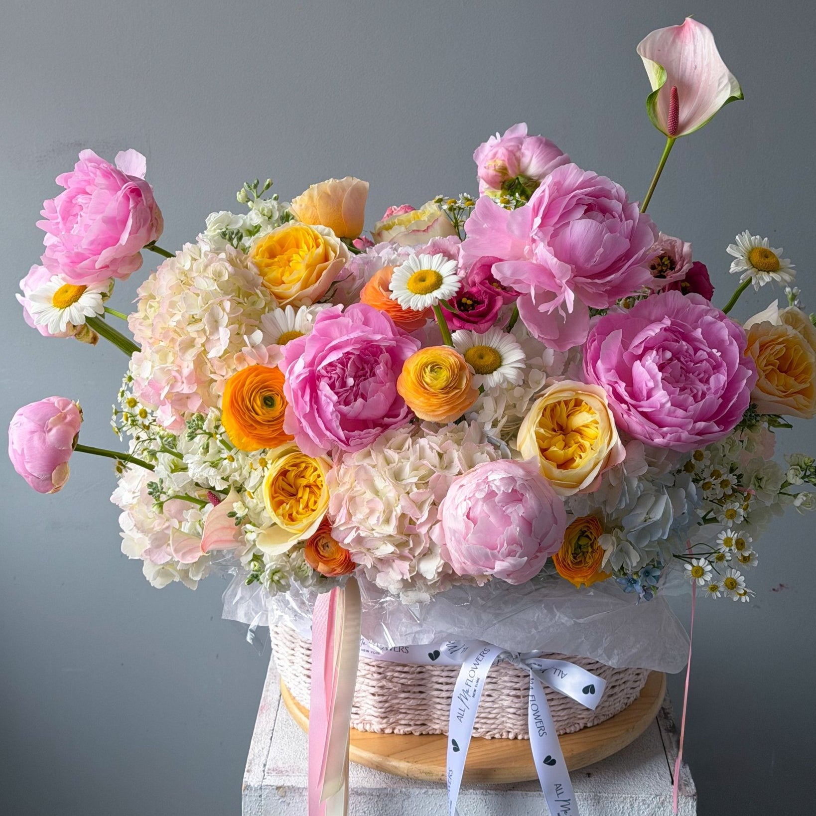 Basket “Le Jardin” - garden roses, peonies, ranunculuses, hydrangeas, seasonal flowers - All Me Flowers