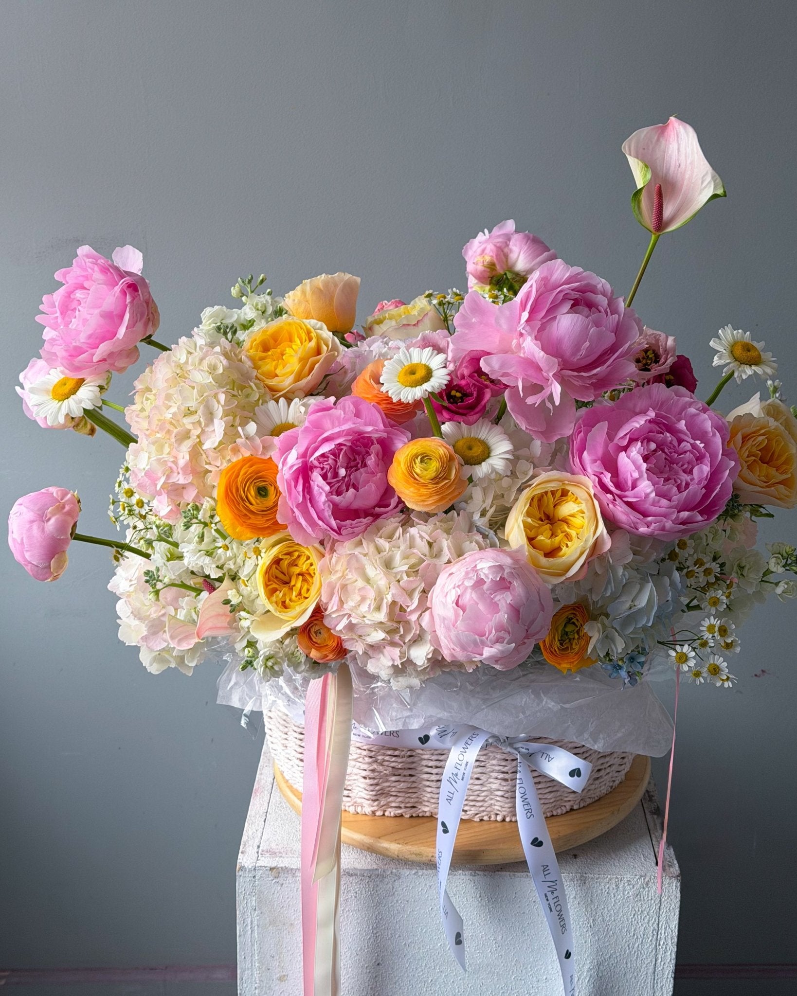 Basket “Le Jardin” - garden roses, peonies, ranunculuses, hydrangeas, seasonal flowers - All Me Flowers
