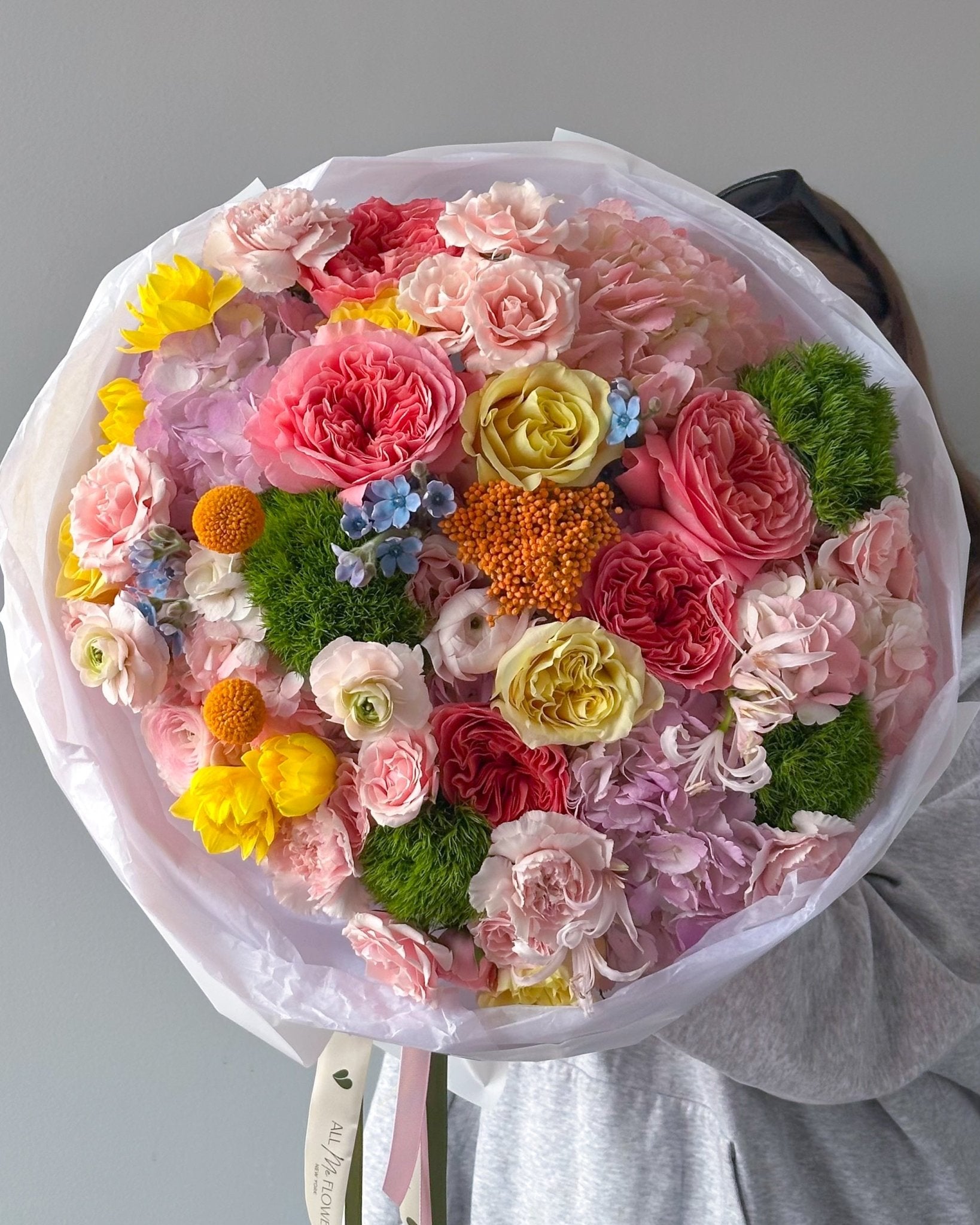 Bouquet “Dopamine” - roses, ranunculuses, seasonal flowers - All Me Flowers