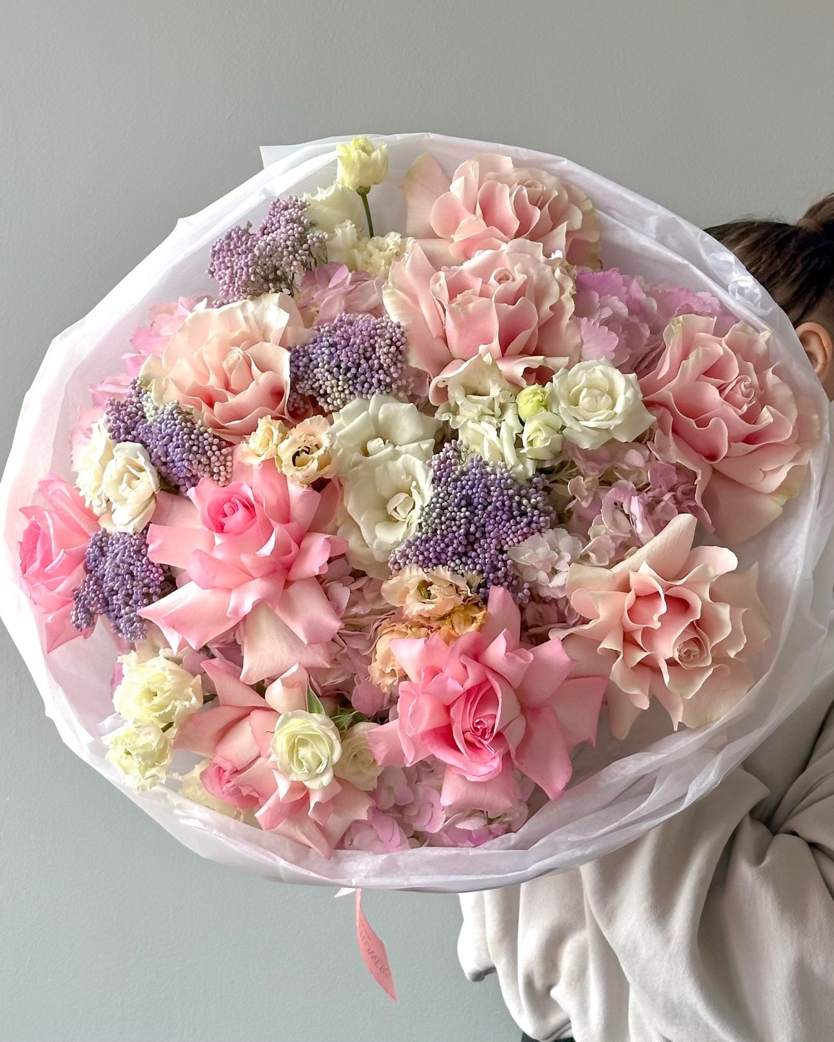 Bouquet “Maison Blush” - french roses, hydrangeas, seasonal flowers - All Me Flowers