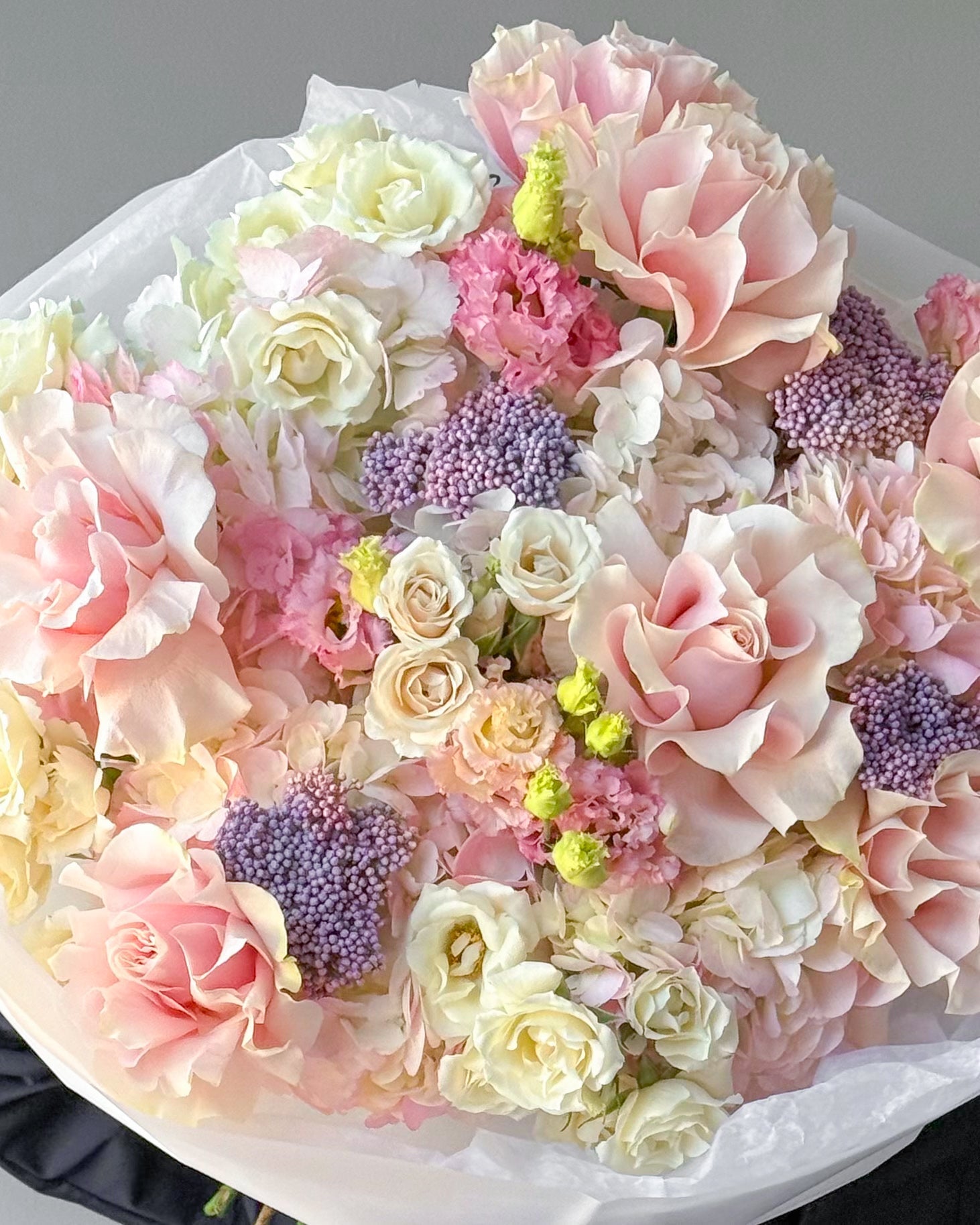 Bouquet “Maison Blush” - french roses, hydrangeas, seasonal flowers - All Me Flowers