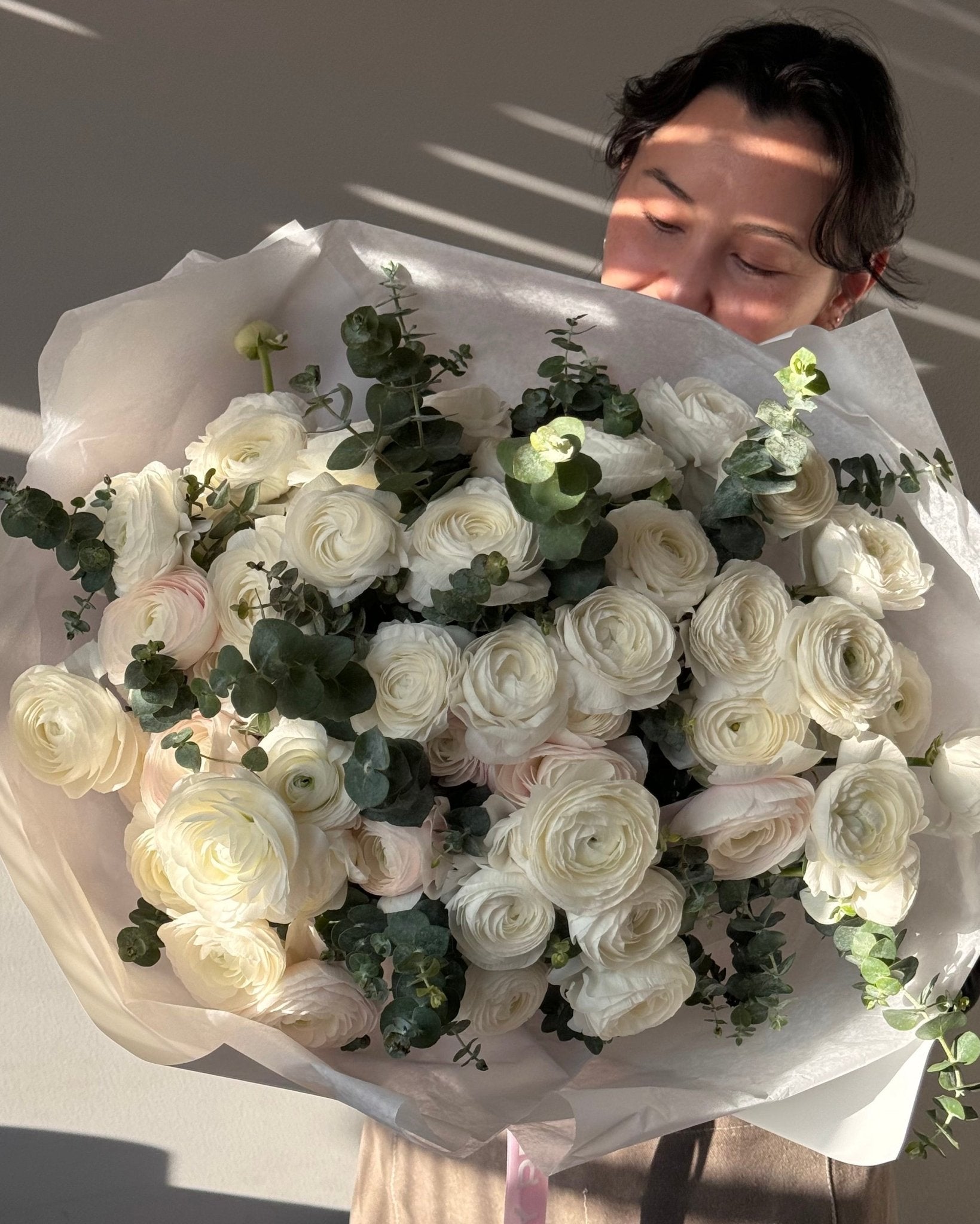 Bouquet of Ranunculuses - mix with eucalyptus - All Me Flowers