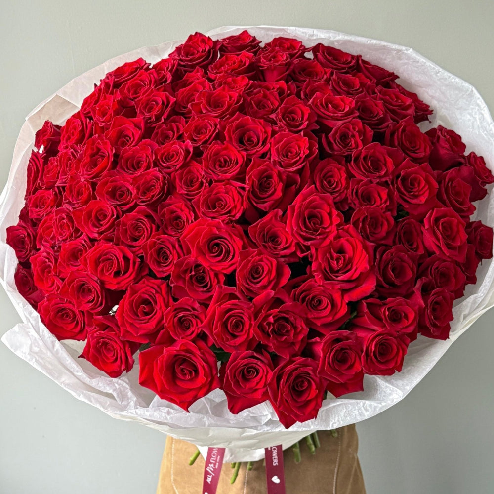 Bouquet of red roses - 100 stems in the pic - All Me Flowers