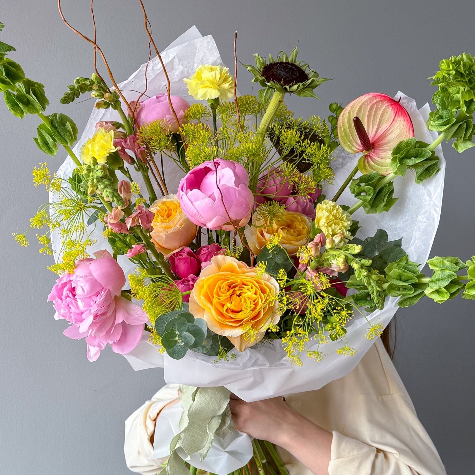 Bouquet of the week N.3 - garden roses, peonies, seasonal flowers - All Me Flowers