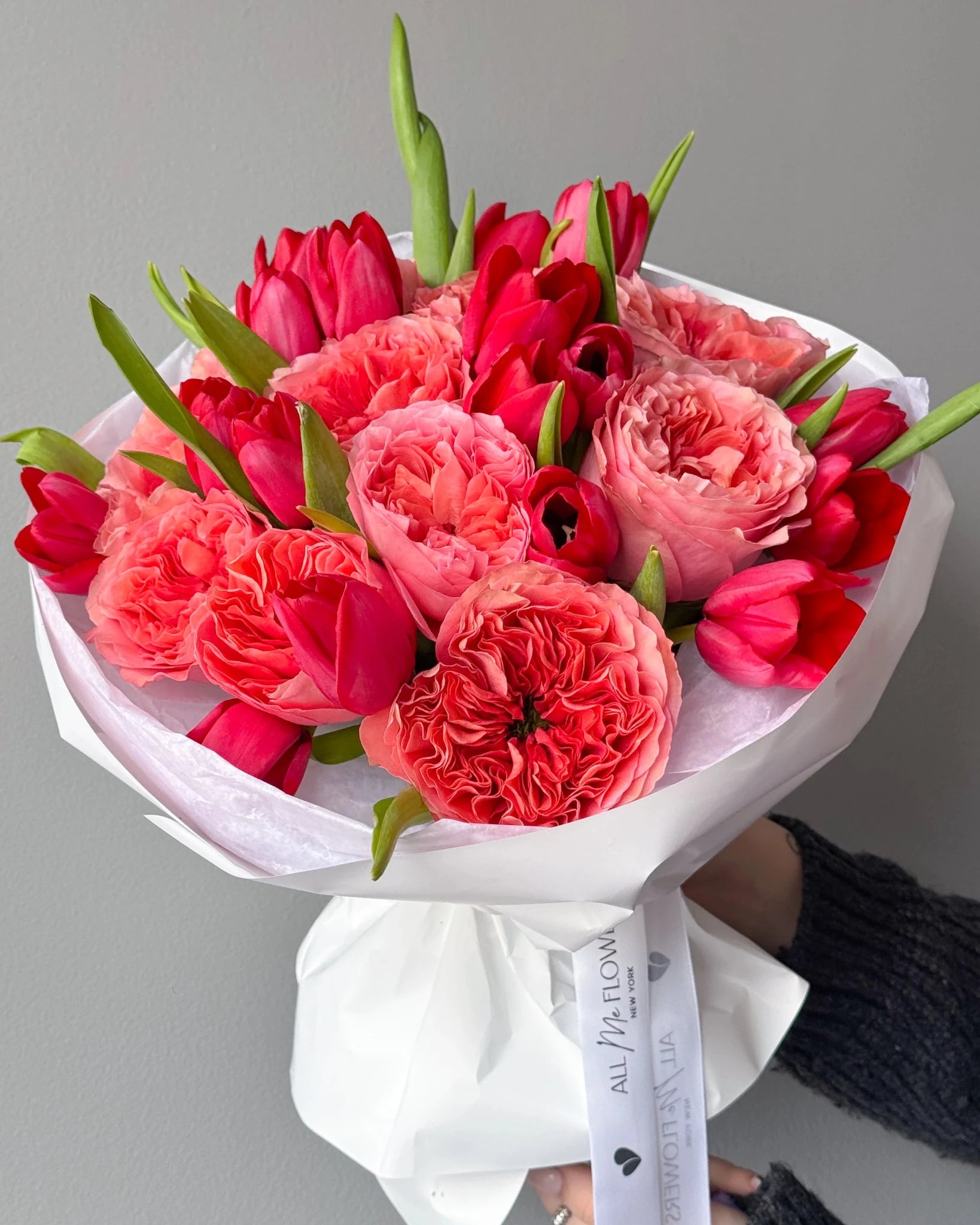 Bouquet “Perfect Duo” – garden roses & tulips - All Me Flowers