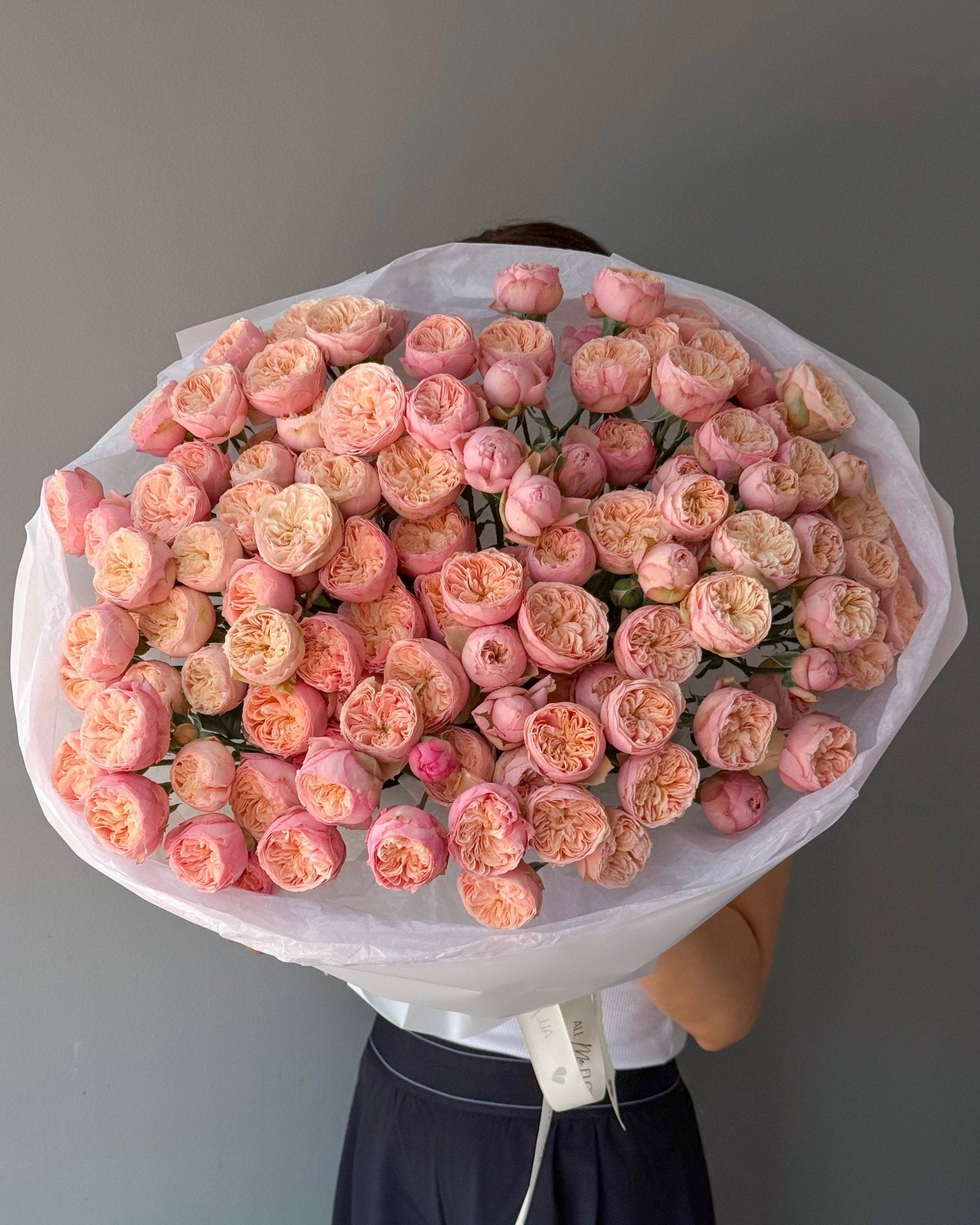 Bouquet “Royal Blush” - premium spray garden roses - All Me Flowers