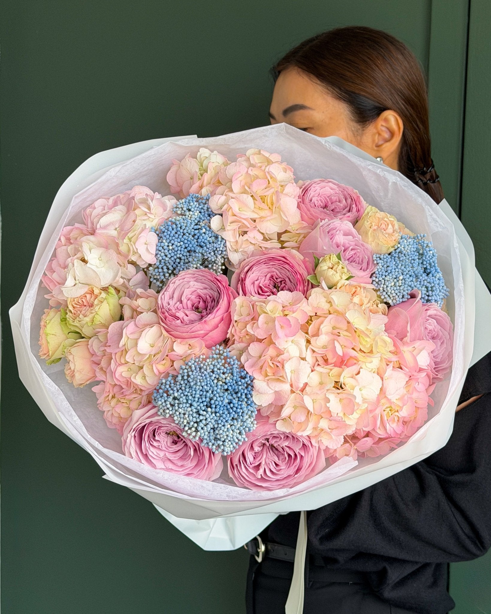Bouquet “Sweet Cloudberry” - garden roses, seasonal flowers - All Me Flowers