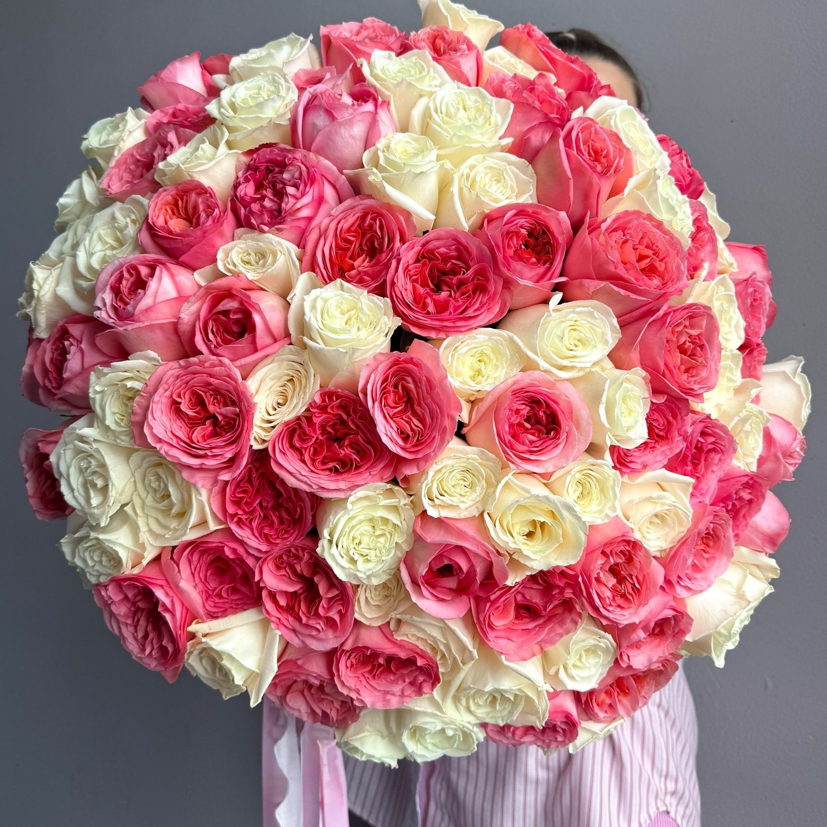 Duo of White and Pink Garden Roses – 100 stems in the pic - All Me Flowers