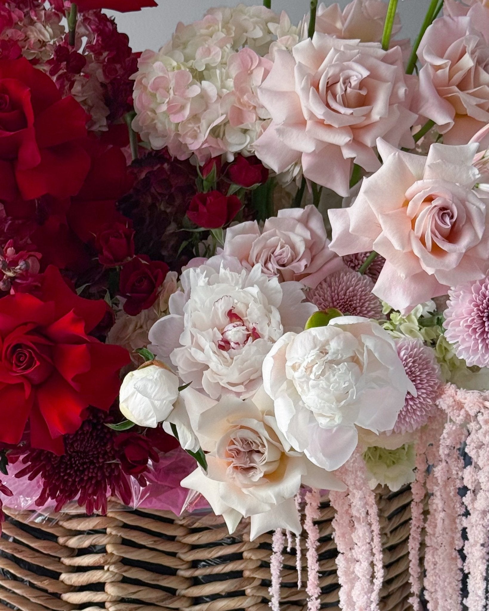 Flow Basket "Ruby" - roses, ranunculuses, peonies, seasonal flowers - All Me Flowers