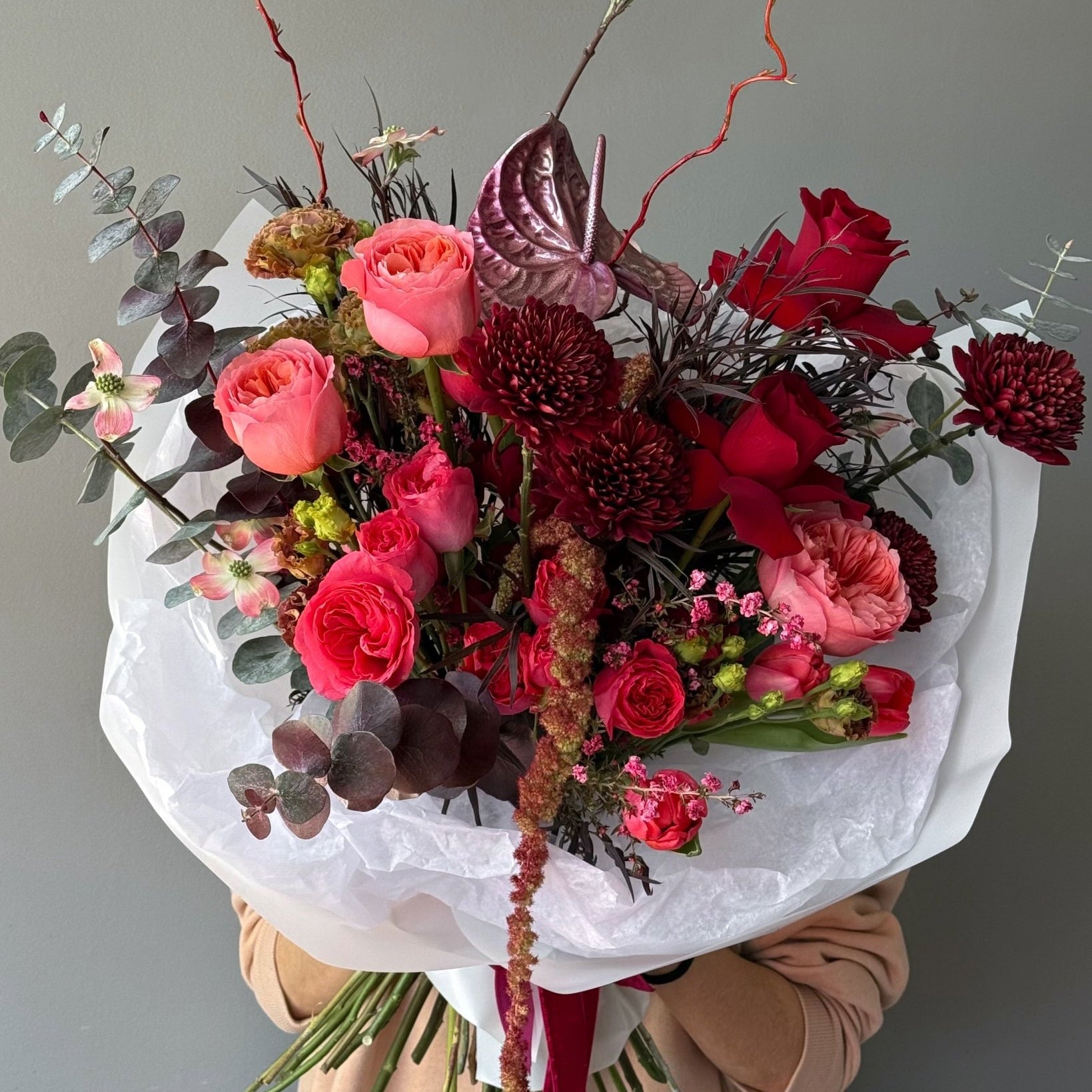 Flow Bouquet "Ruby" - roses, anthuriums, seasonal flowers - All Me Flowers