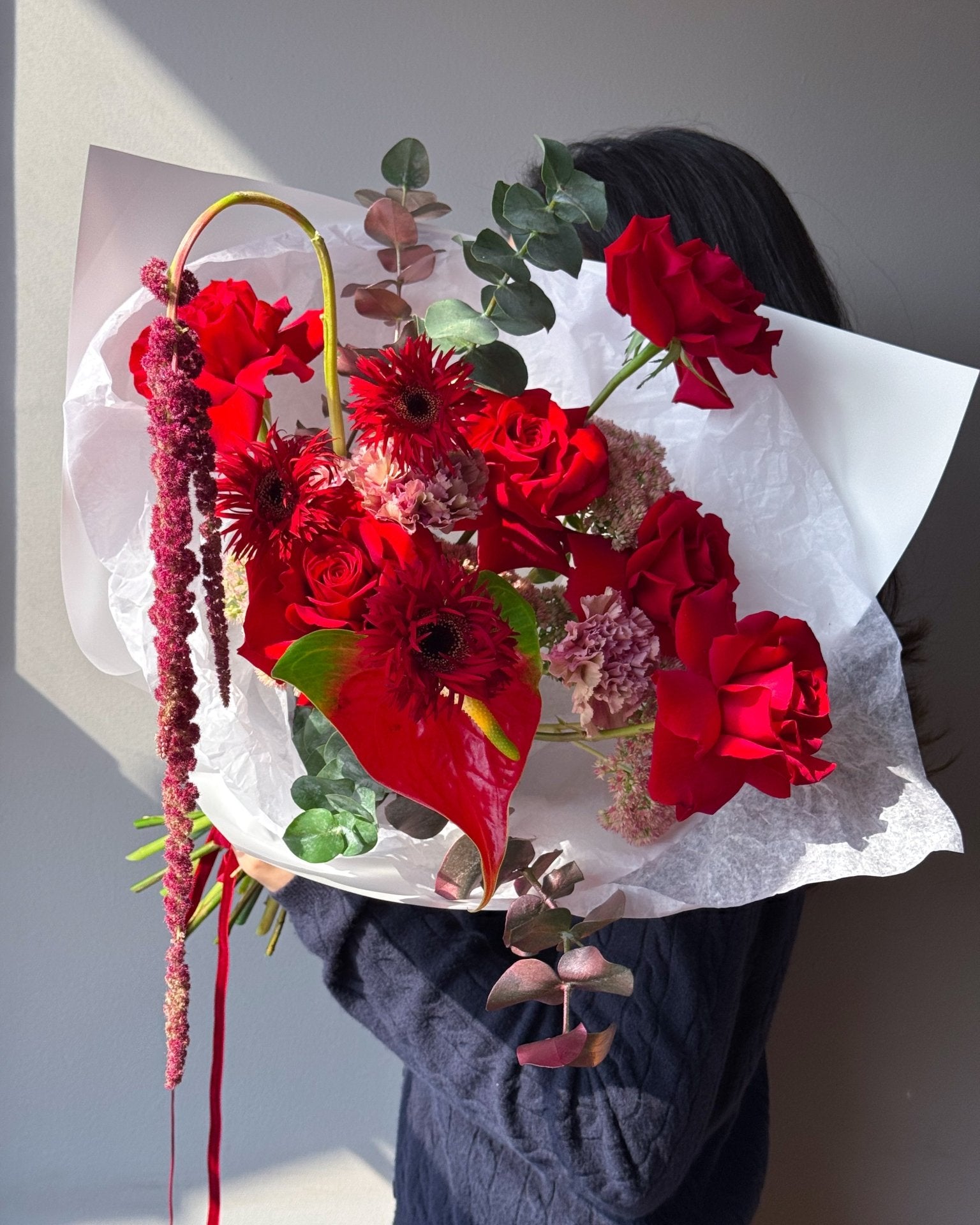 Flow Bouquet "Ruby" - roses, anthuriums, seasonal flowers - All Me Flowers