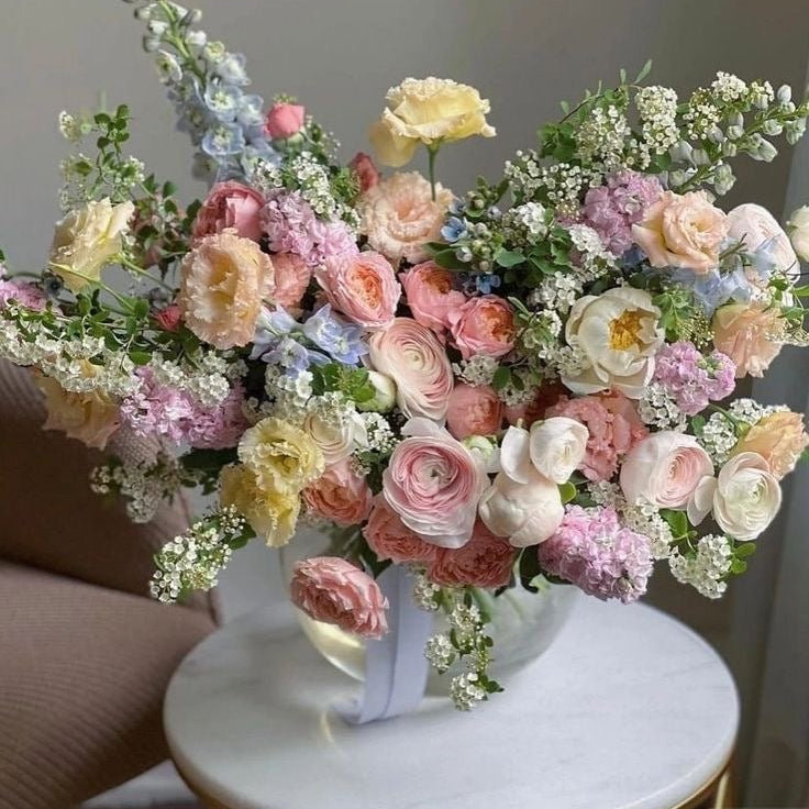 Pastel Flower Subscription - soft & timeless bouquets - All Me Flowers
