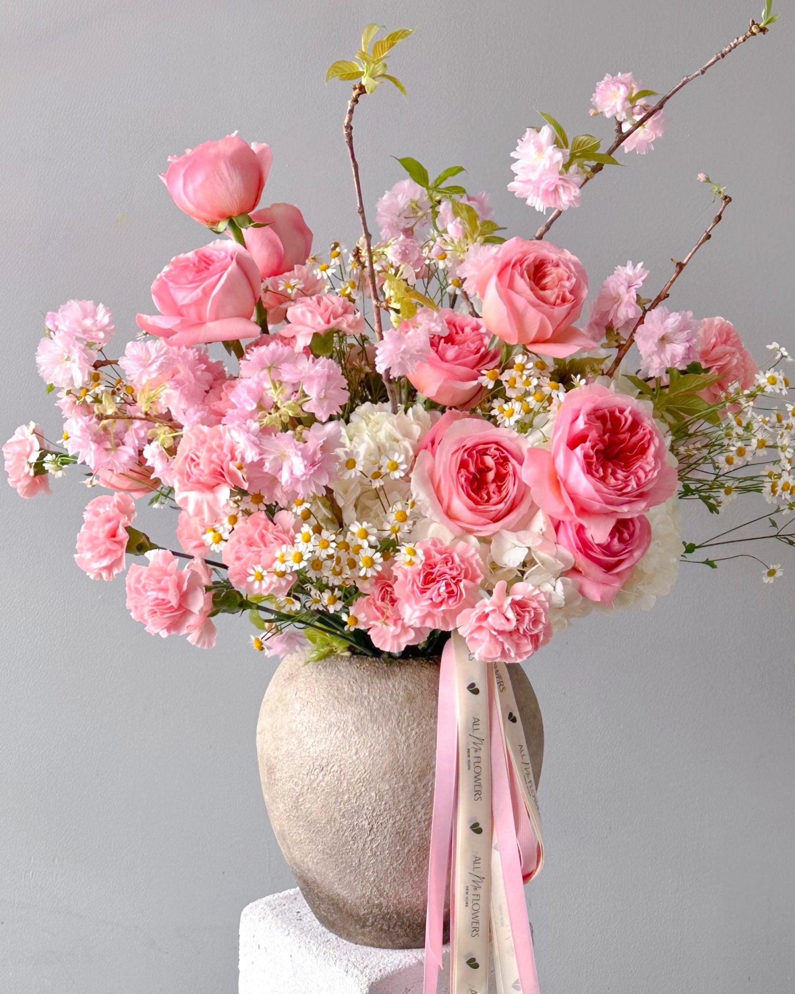 Vase Arrangement “Blush” - hydrangeas, roses, seasonal flowers, vase included - All Me Flowers