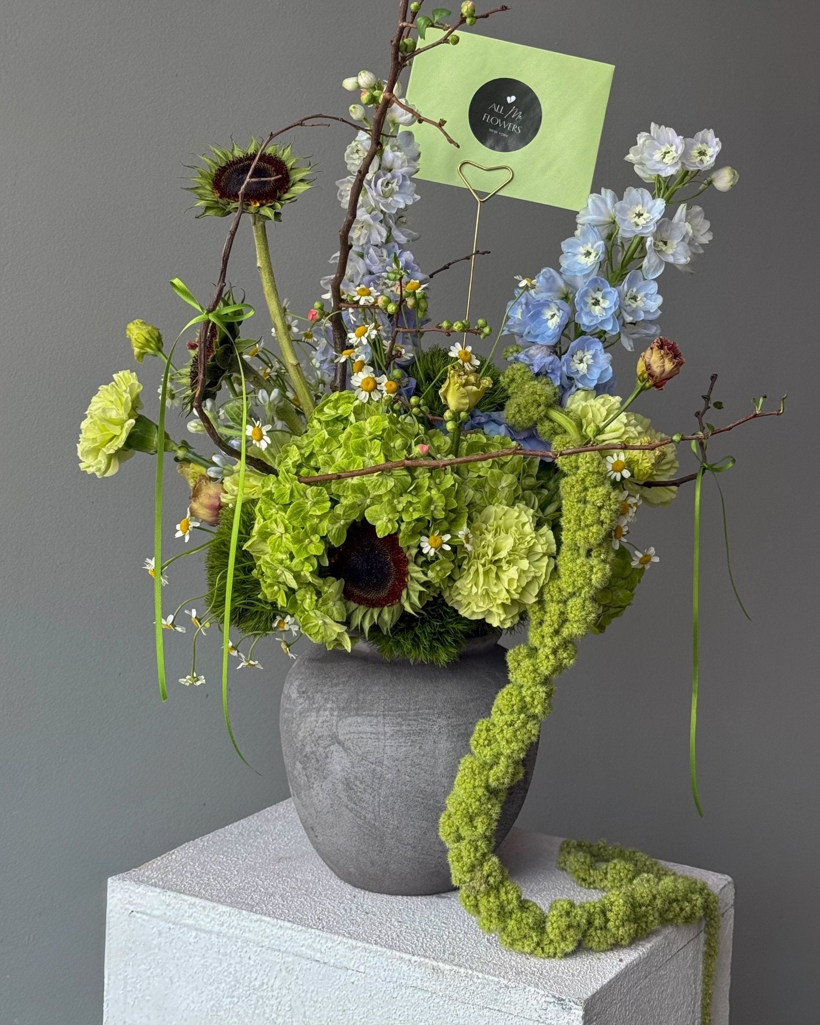 Vase Arrangement "Green Poetry" - hydrangeas, seasonal flowers, vase included - All Me Flowers