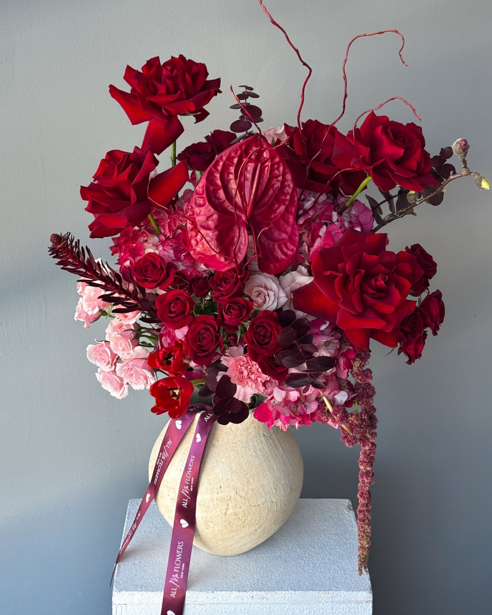 Vase Arrangement "Ruby" - roses, seasonal flowers, vase included - All Me Flowers