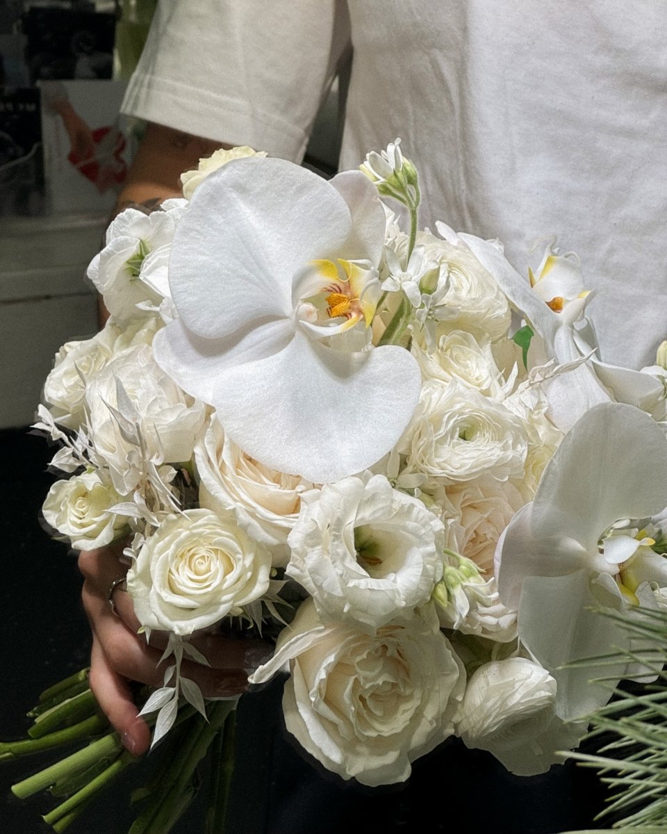 wedding-bouquet-luna-white-roses-orchids-nyc