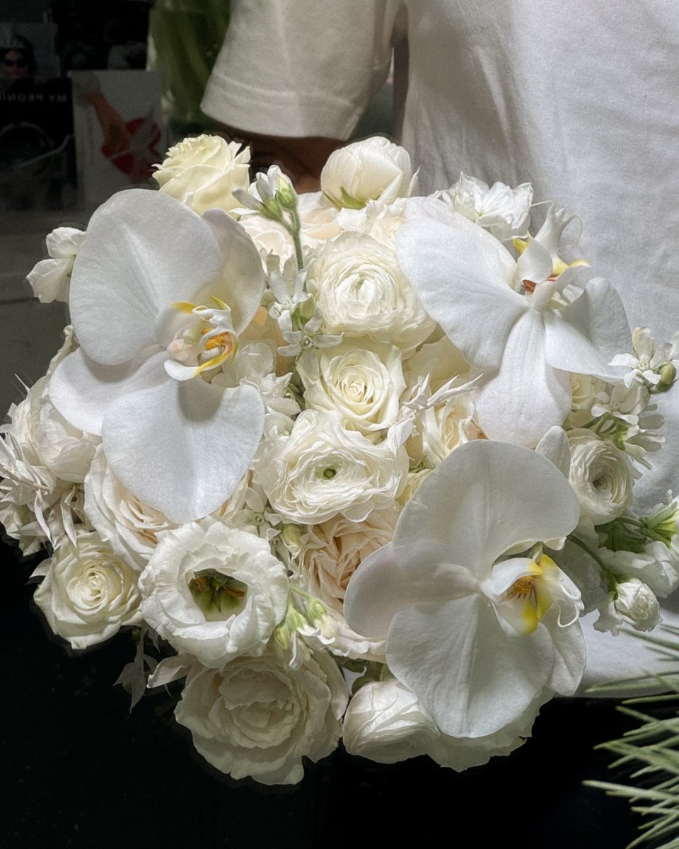 wedding-bouquet-luna-white-roses-orchids-nyc